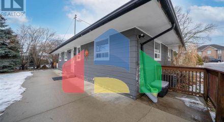 Residential - Single Family Home - Vaughan, Canada - Canada