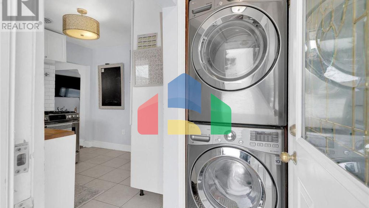 Residential - Single Family Home - Vaughan, Canada - Canada