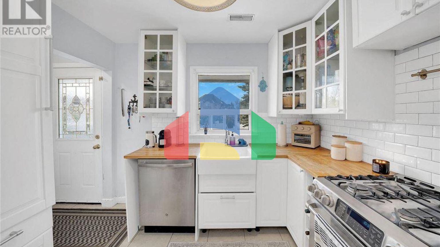 Residential - Single Family Home - Vaughan, Canada - Canada