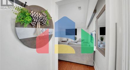 Residential - Single Family Home - Vaughan, Canada - Canada