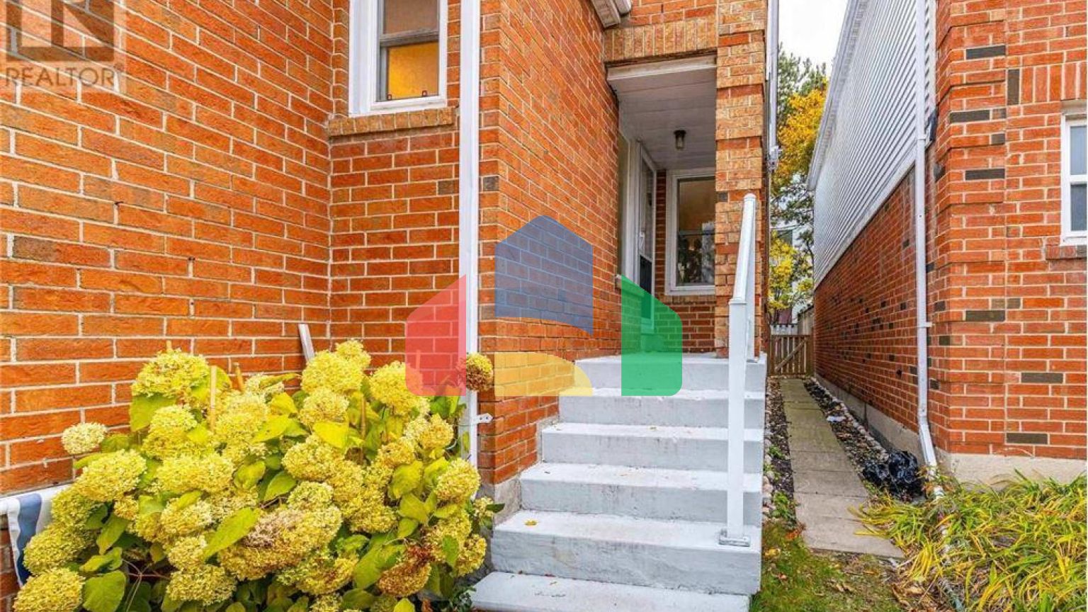 Residential - Single Family Home - Vaughan, Canada - Canada