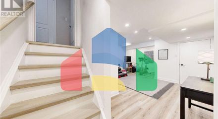 Residential - Single Family Home - Vaughan, Canada - Canada