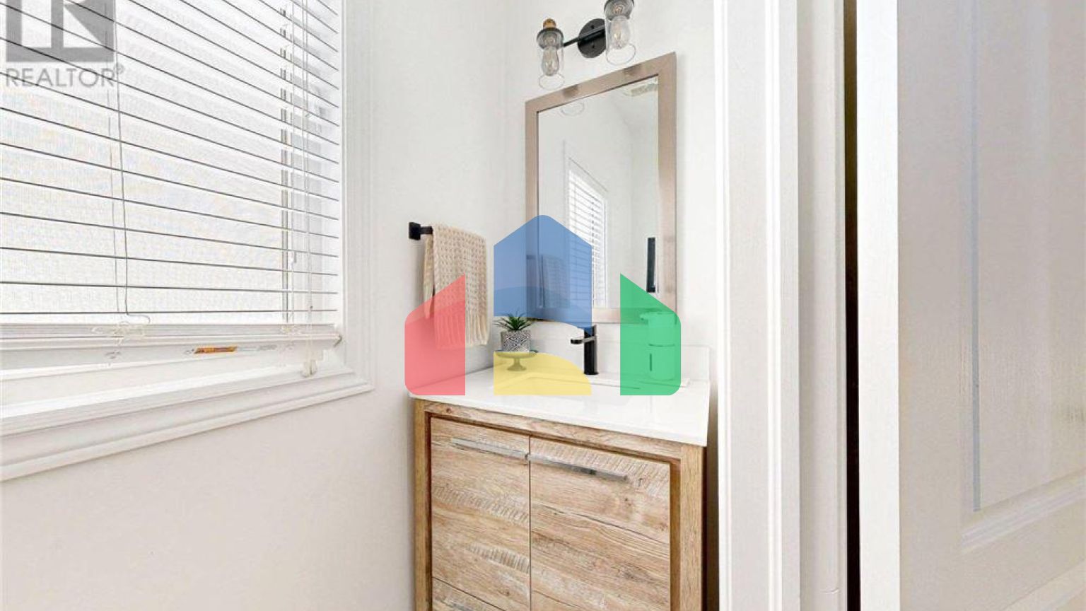 Residential - Single Family Home - Vaughan, Canada - Canada