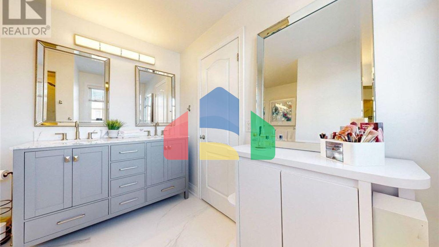 Residential - Single Family Home - Vaughan, Canada - Canada