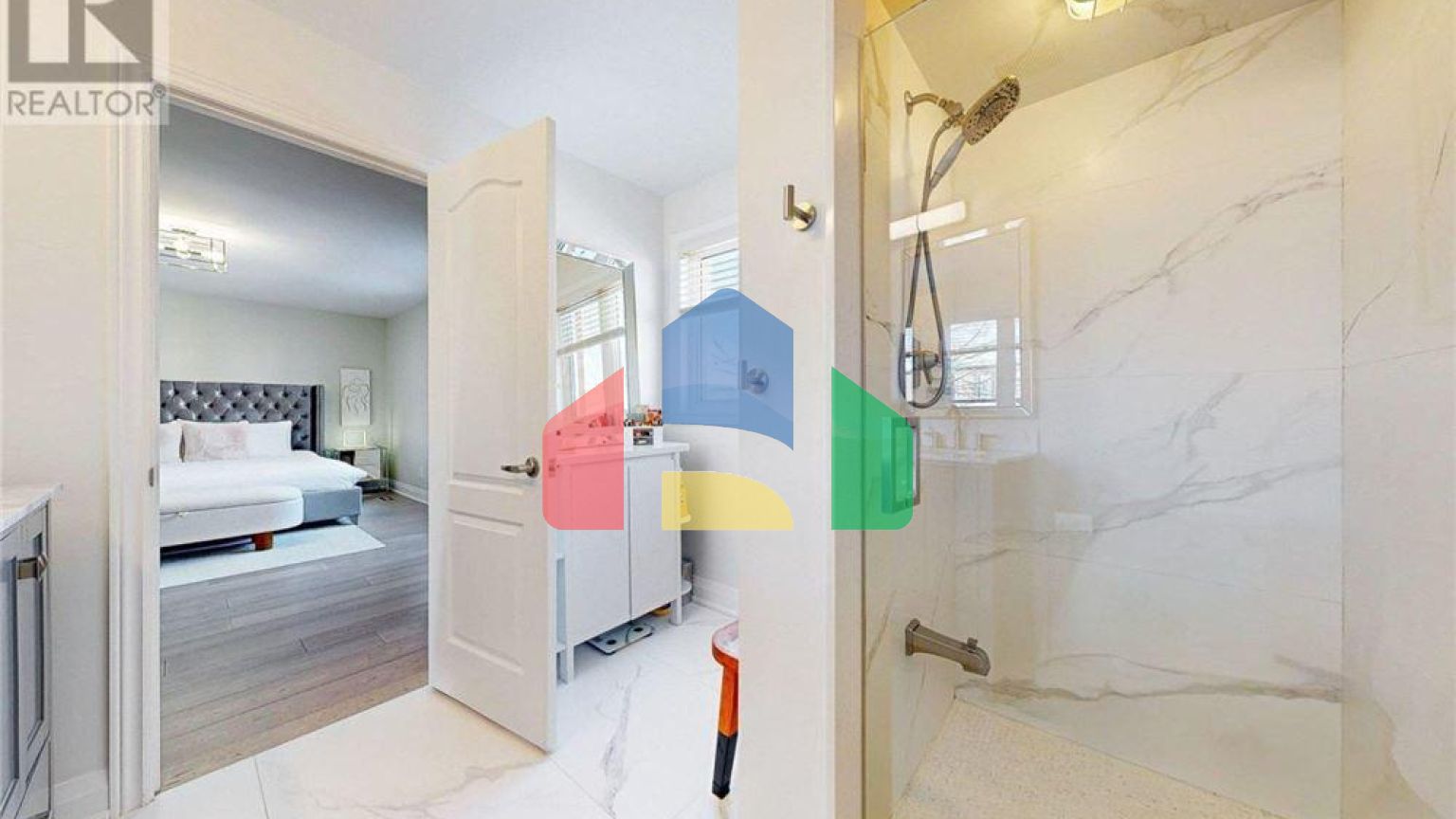 Residential - Single Family Home - Vaughan, Canada - Canada