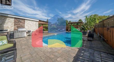 Residential - Single Family Home - Vaughan, Canada - Canada