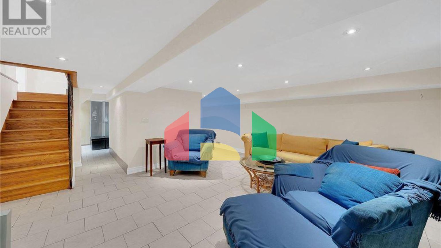 Residential - Single Family Home - Vaughan, Canada - Canada