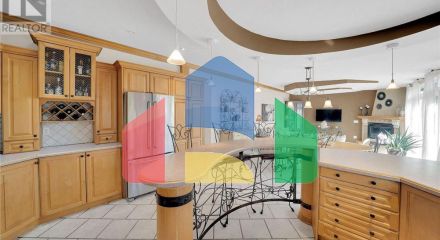 Residential - Single Family Home - Vaughan, Canada - Canada