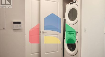 Residential - Condo/Apartment - Vaughan, Canada - Canada