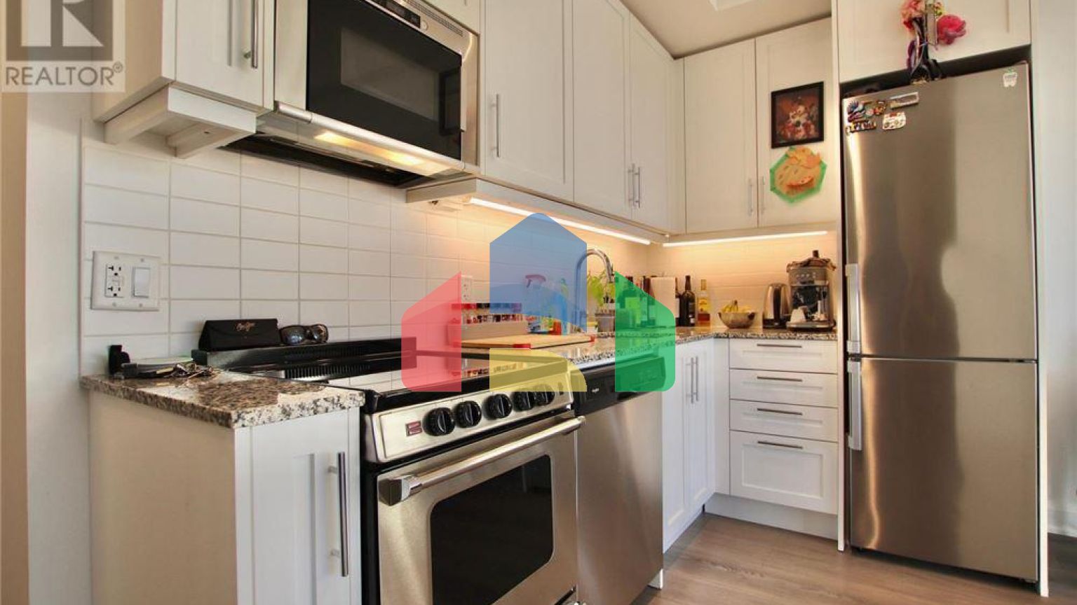 Residential - Condo/Apartment - Vaughan, Canada - Canada