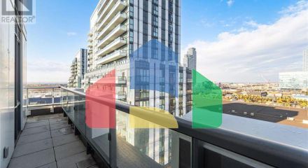 Residential - Single Family Home - Vaughan, Canada - Canada