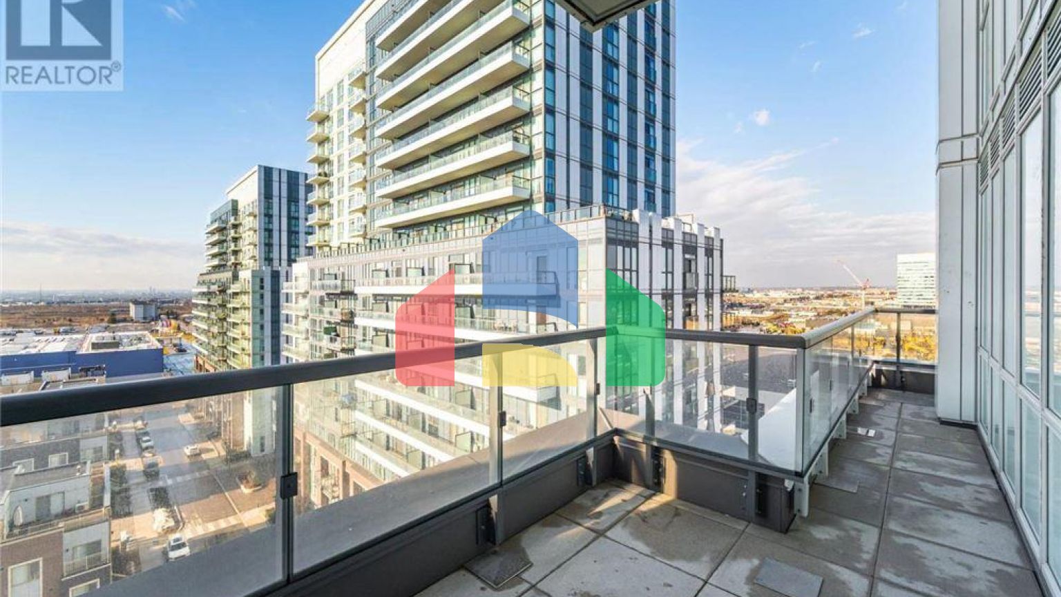 Residential - Single Family Home - Vaughan, Canada - Canada