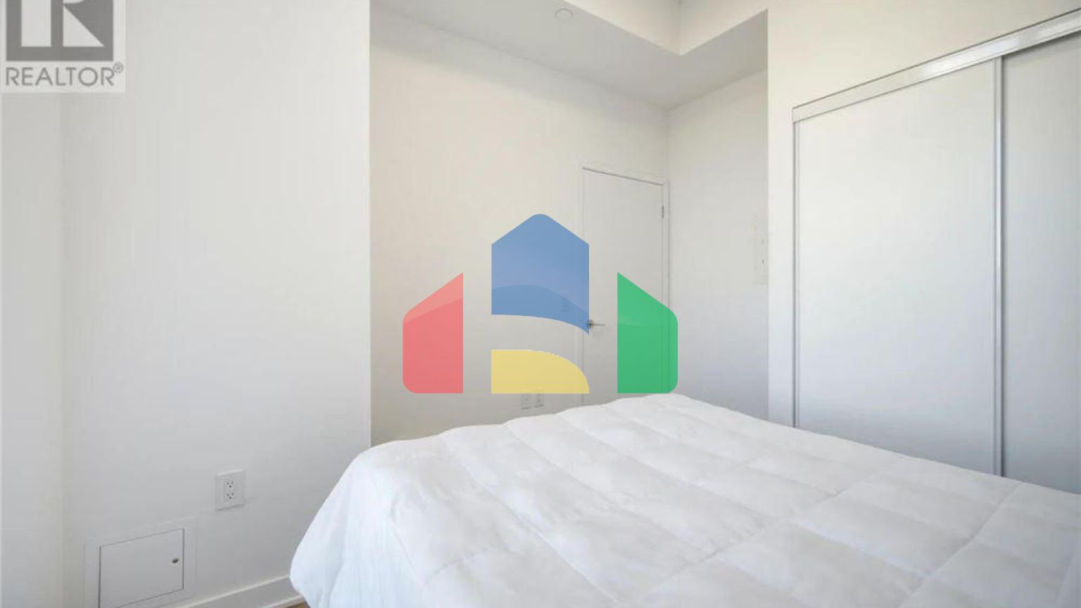 Residential - Single Family Home - Vaughan, Canada - Canada