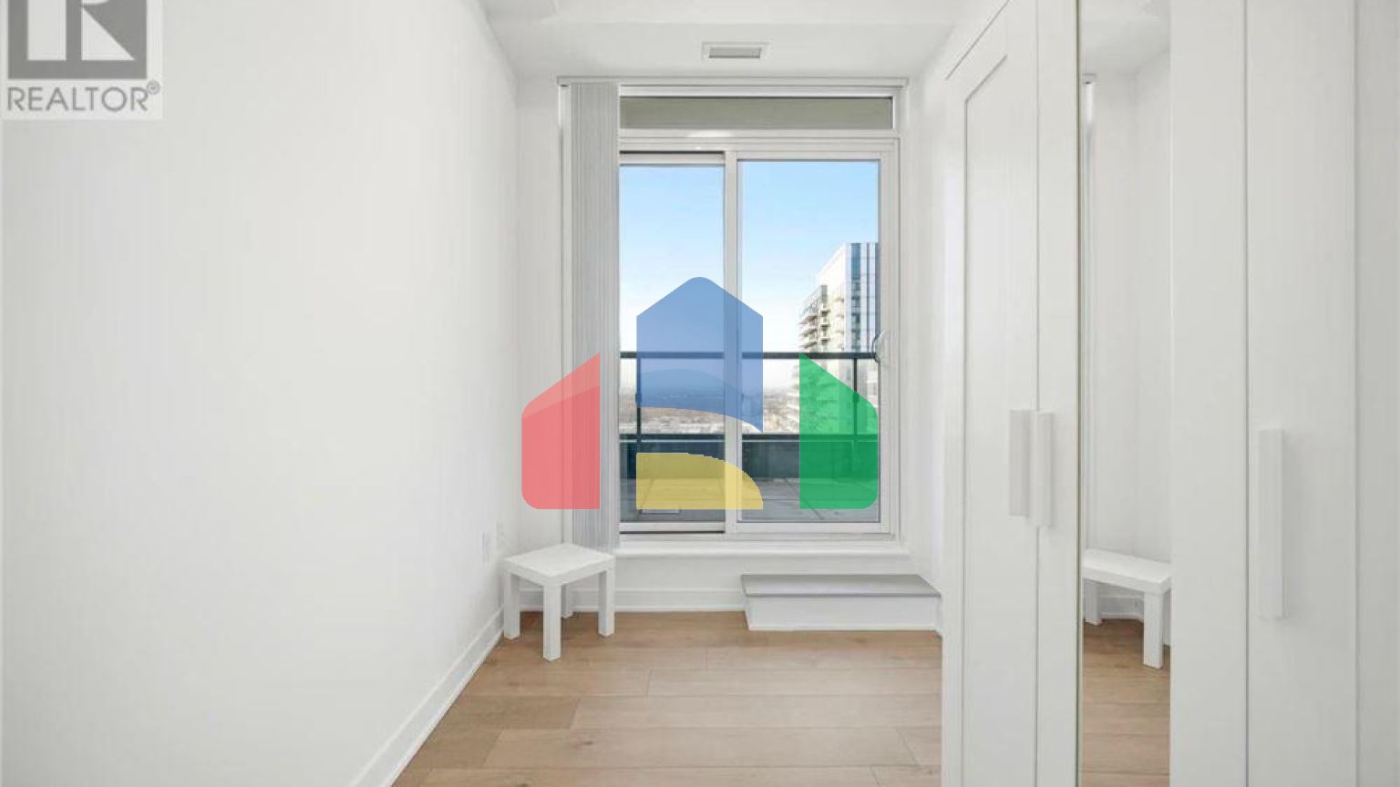 Residential - Single Family Home - Vaughan, Canada - Canada