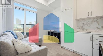 Residential - Single Family Home - Vaughan, Canada - Canada