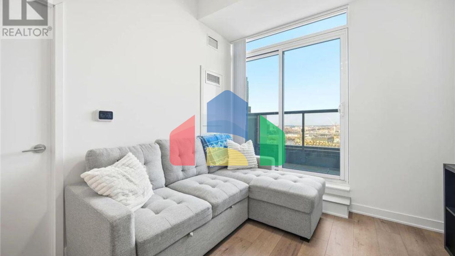 Residential - Single Family Home - Vaughan, Canada - Canada