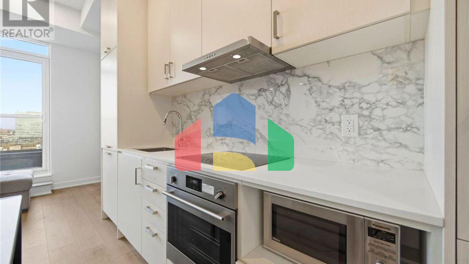 Residential - Single Family Home - Vaughan, Canada - Canada