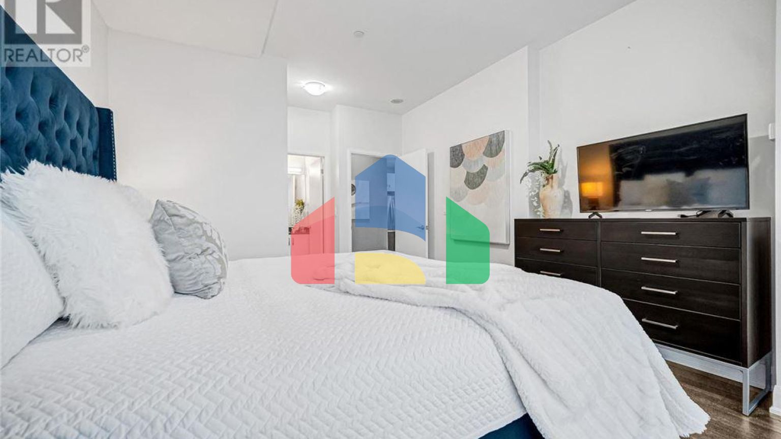 Residential - Single Family Home - Vaughan, Canada - Canada