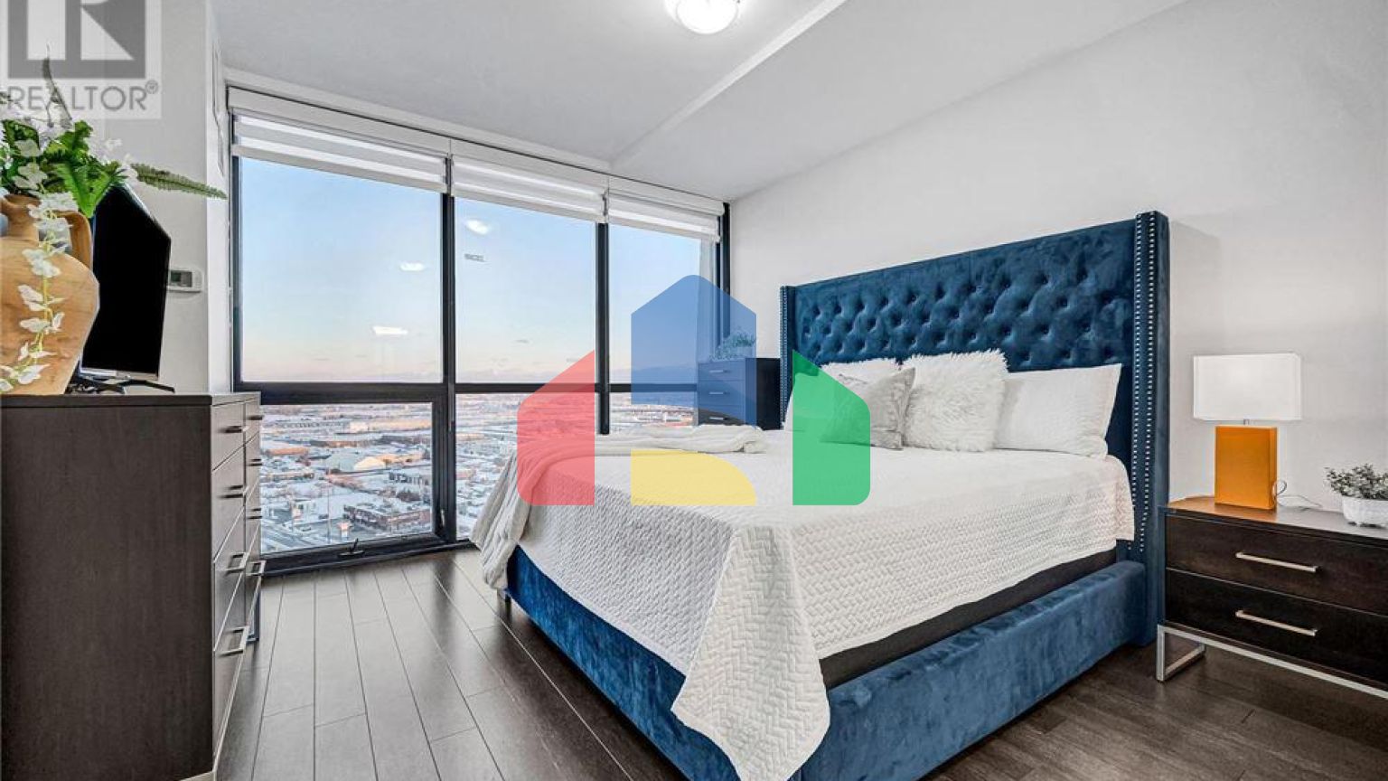 Residential - Single Family Home - Vaughan, Canada - Canada