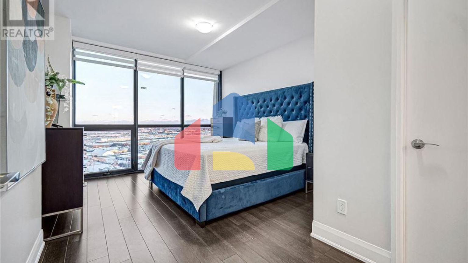 Residential - Single Family Home - Vaughan, Canada - Canada