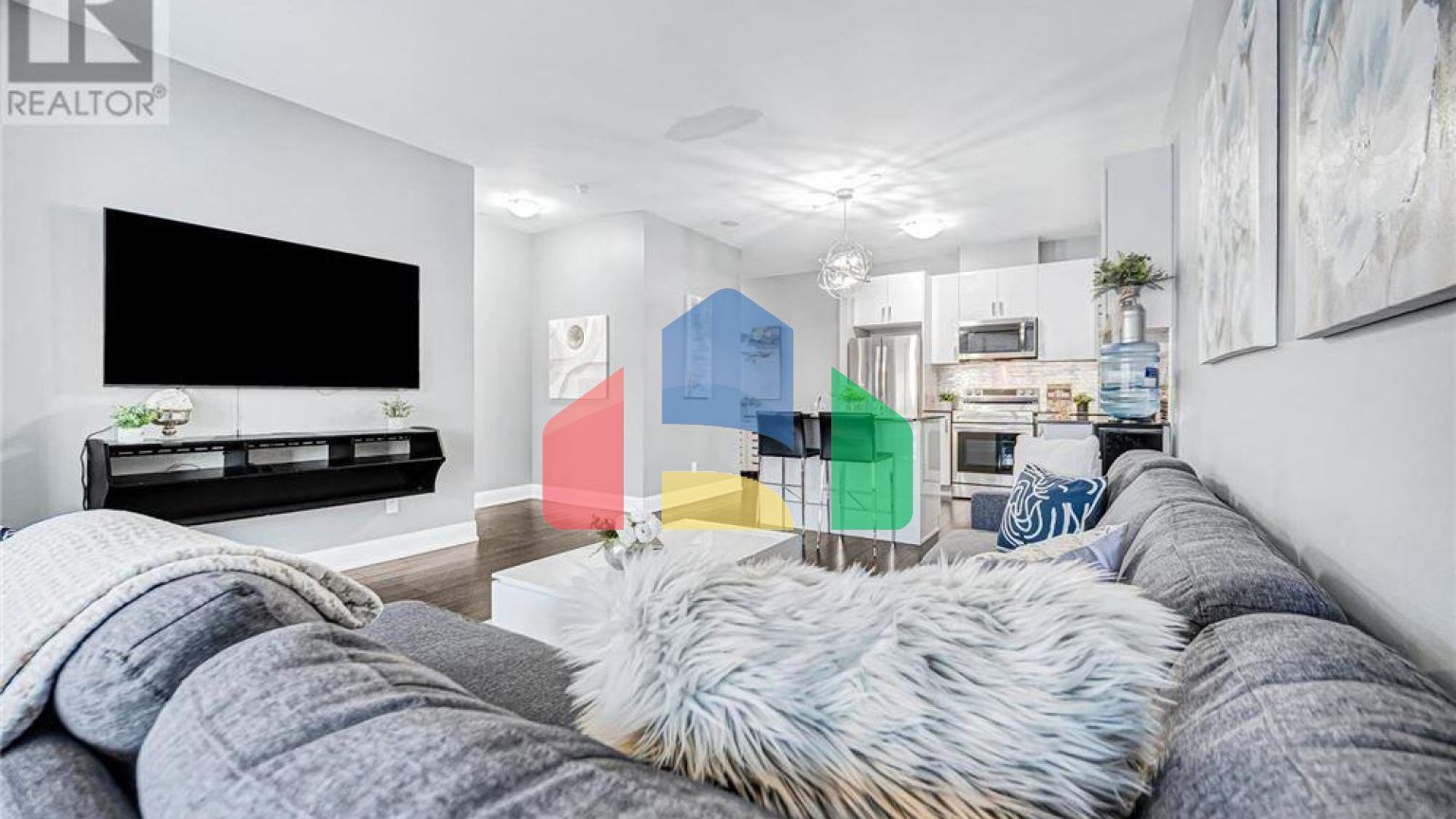 Residential - Single Family Home - Vaughan, Canada - Canada