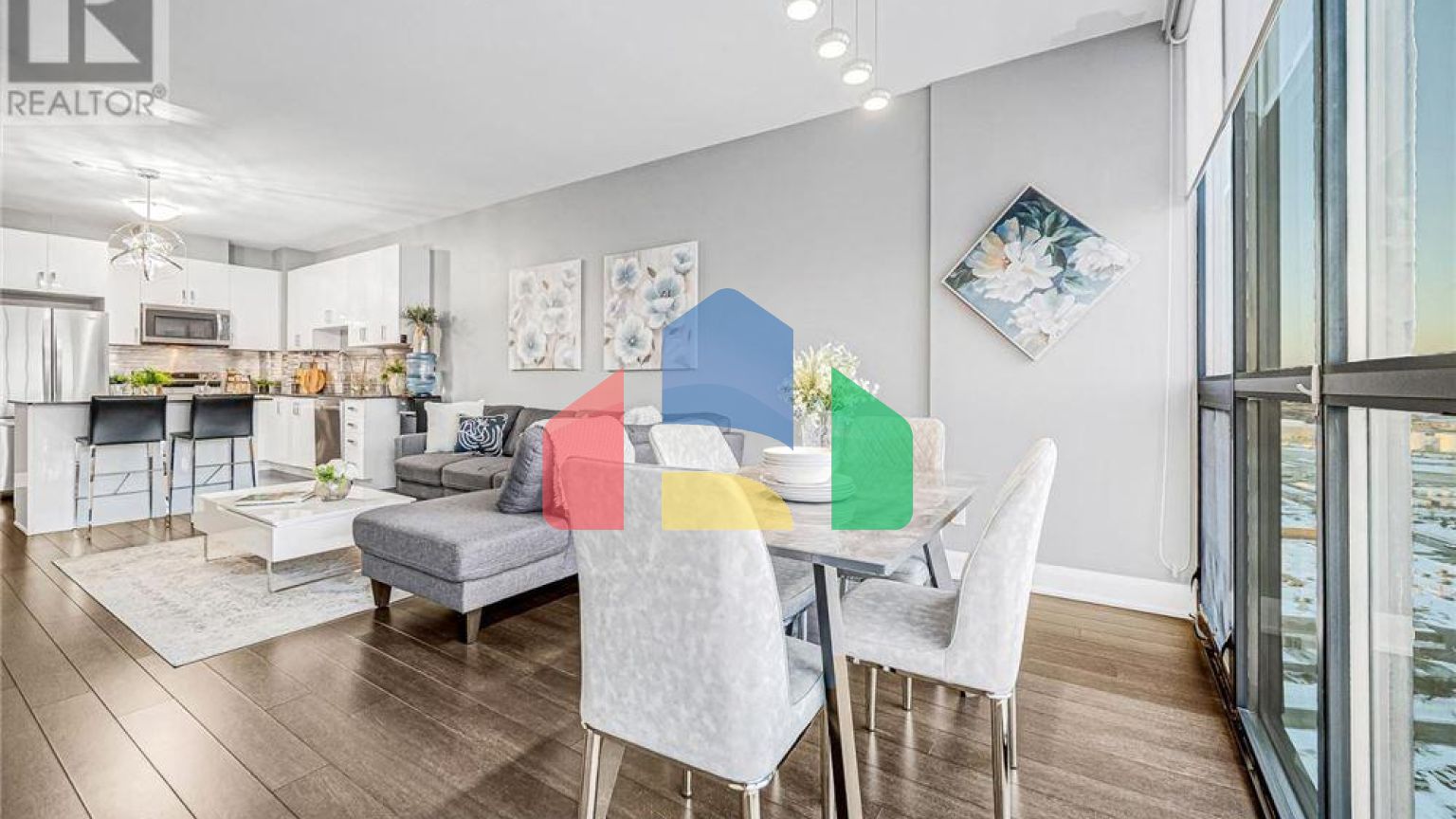 Residential - Single Family Home - Vaughan, Canada - Canada