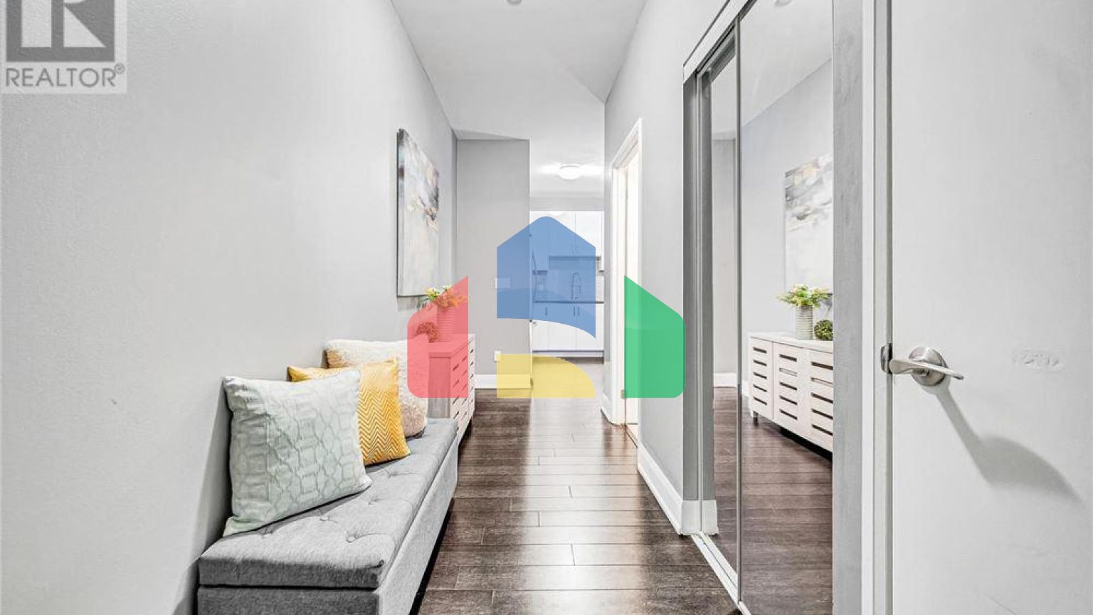 Residential - Single Family Home - Vaughan, Canada - Canada