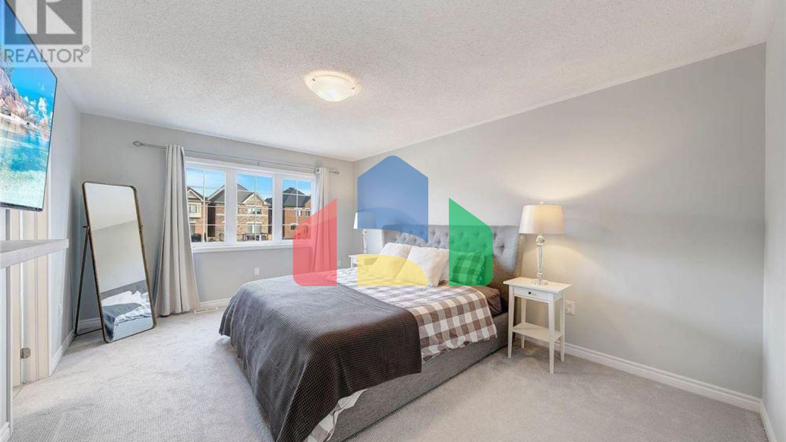 Residential - Single Family Home - Vaughan, Canada - Canada