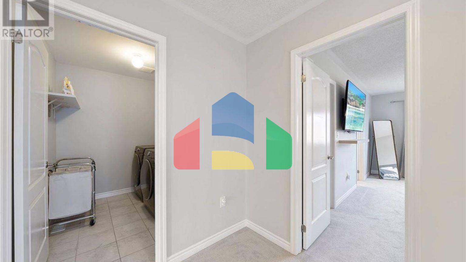 Residential - Single Family Home - Vaughan, Canada - Canada