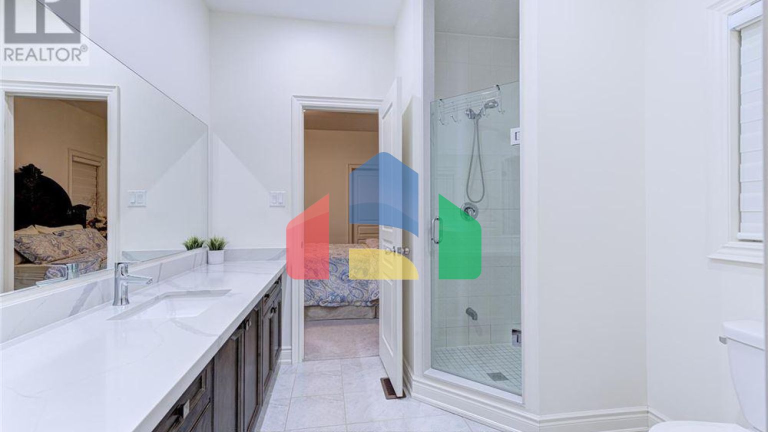 Residential - Single Family Home - Vaughan, Canada - Canada