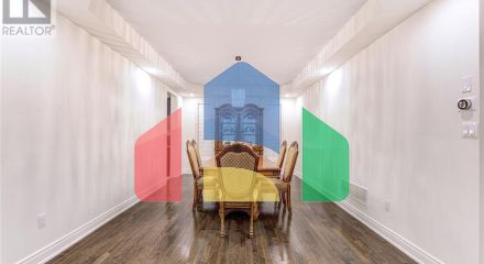 Residential - Single Family Home - Vaughan, Canada - Canada