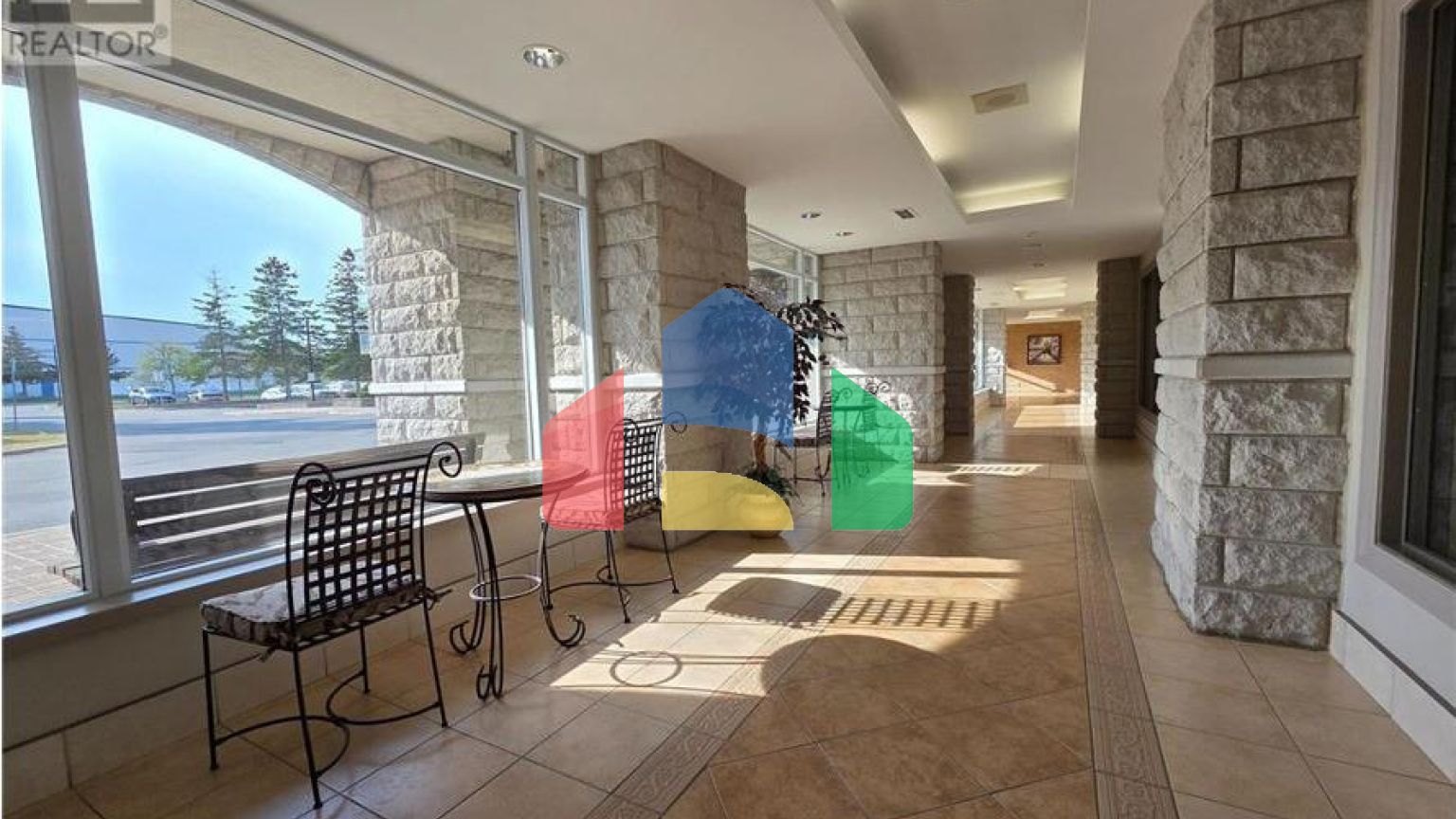 Residential - Condo/Apartment - Vaughan, Canada - Canada