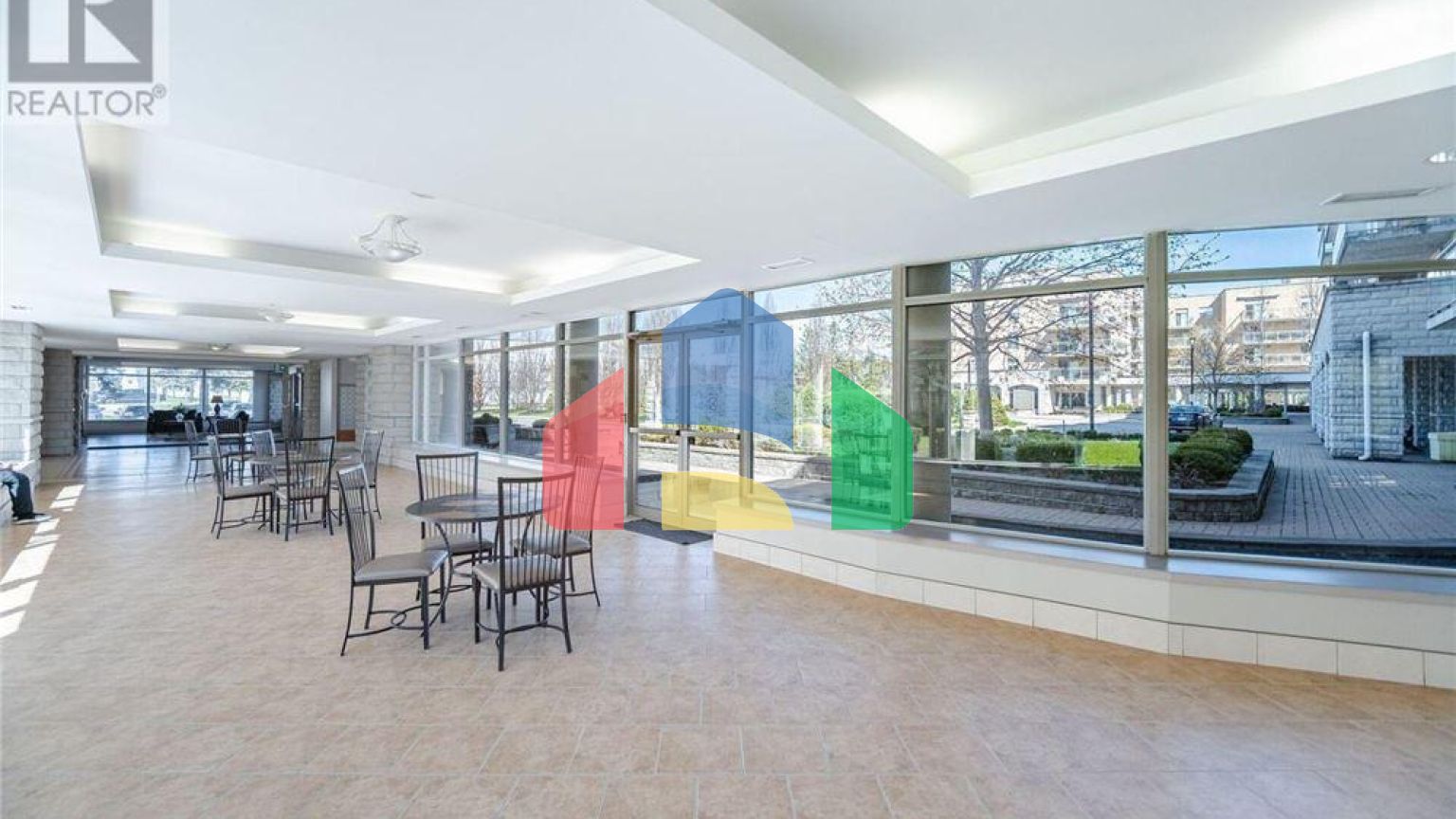 Residential - Condo/Apartment - Vaughan, Canada - Canada