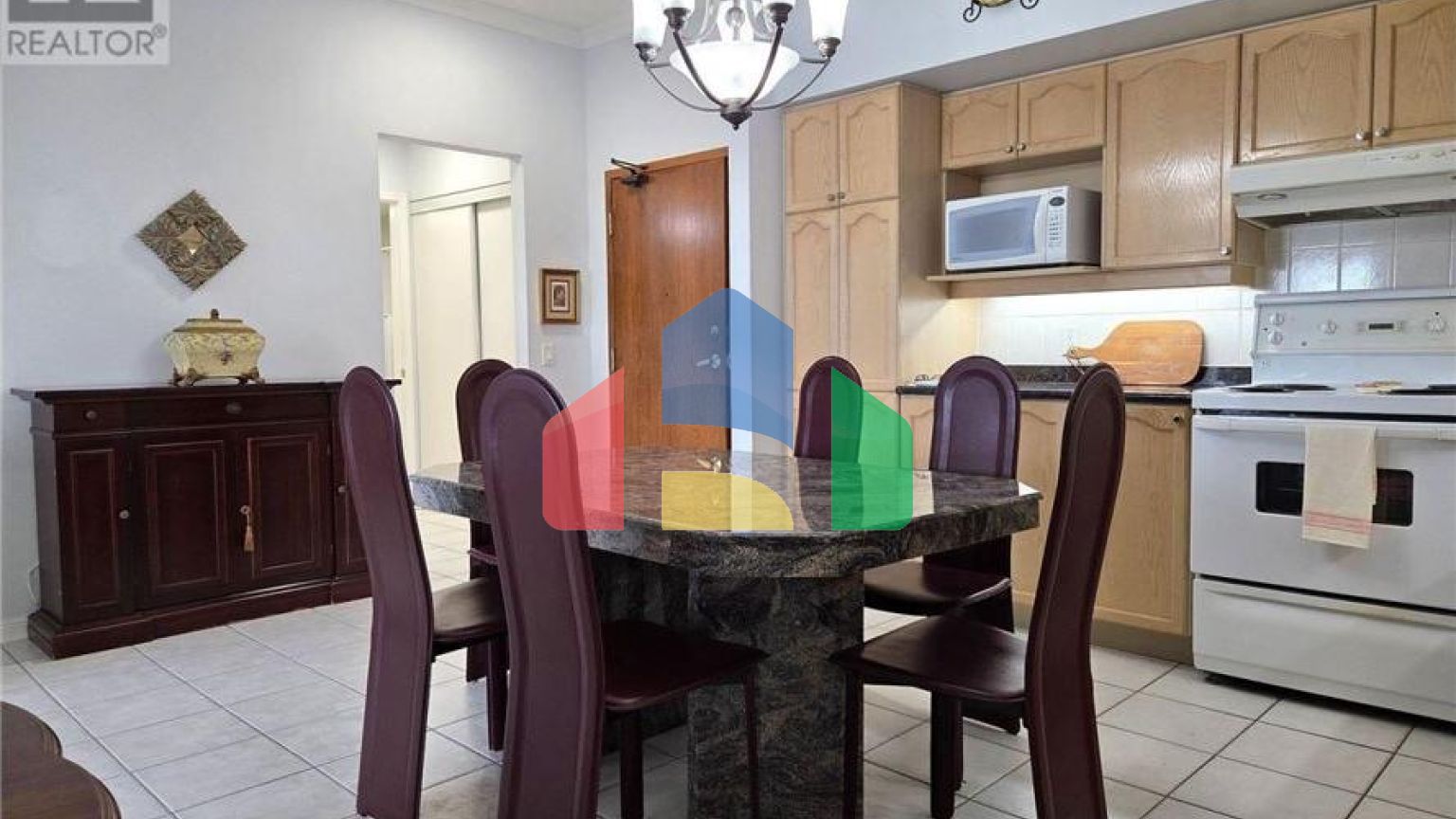 Residential - Condo/Apartment - Vaughan, Canada - Canada