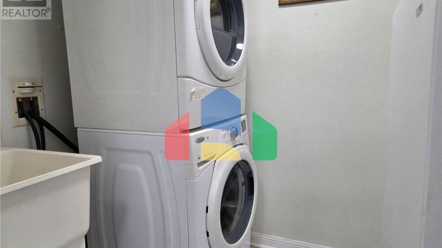 Residential - Condo/Apartment - Vaughan, Canada - Canada