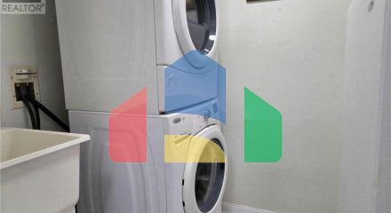 Residential - Condo/Apartment - Vaughan, Canada - Canada