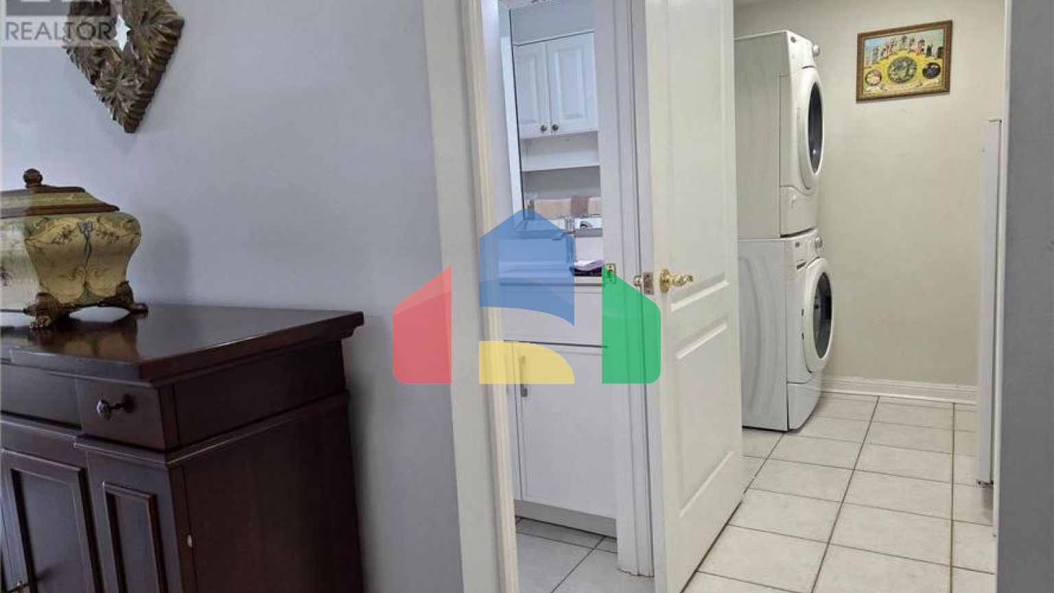 Residential - Condo/Apartment - Vaughan, Canada - Canada