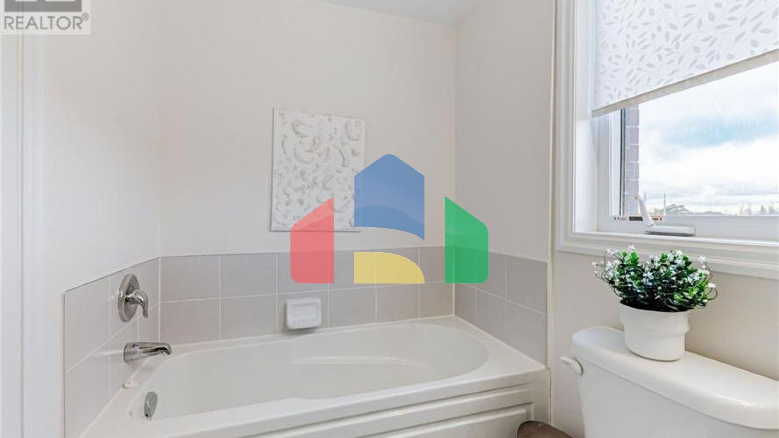 Residential - Single Family Home - Vaughan, Canada - Canada