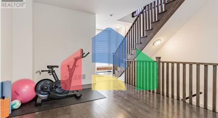 Residential - Single Family Home - Vaughan, Canada - Canada