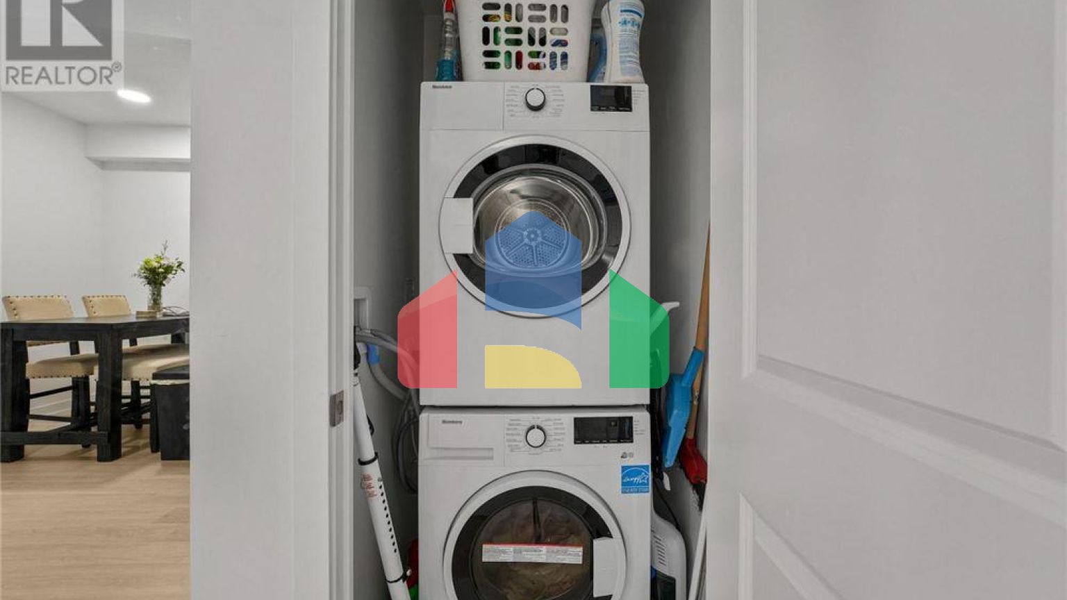 Residential - Single Family Home - Vaughan, Canada - Canada