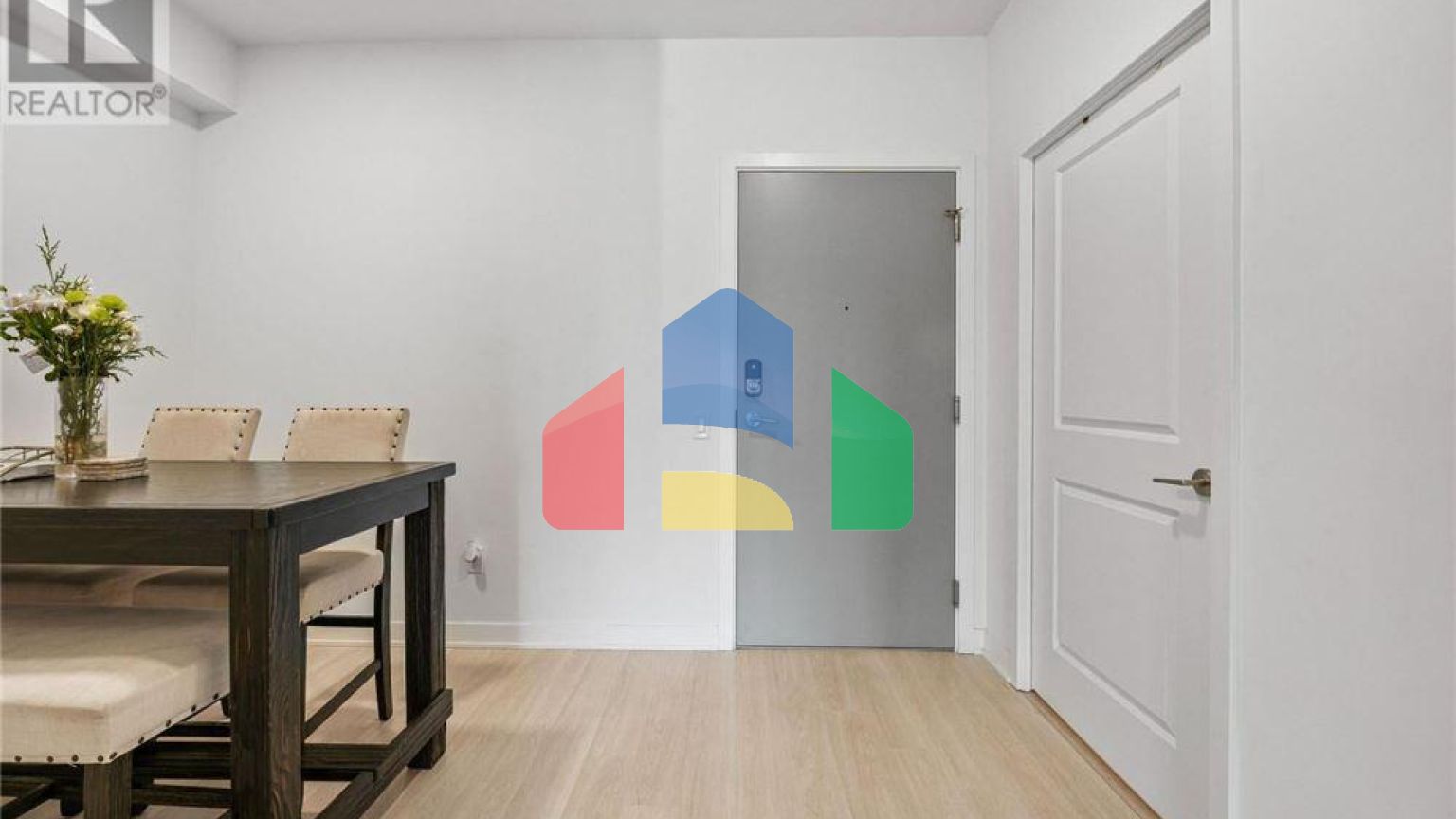 Residential - Single Family Home - Vaughan, Canada - Canada