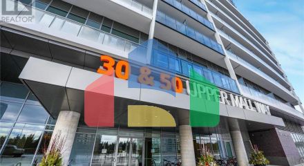 Residential - Single Family Home - Vaughan, Canada - Canada