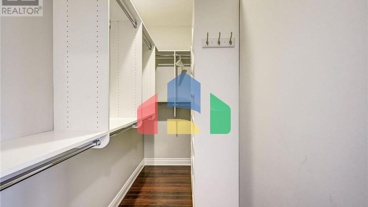 Residential - Single Family Home - Vaughan, Canada - Canada