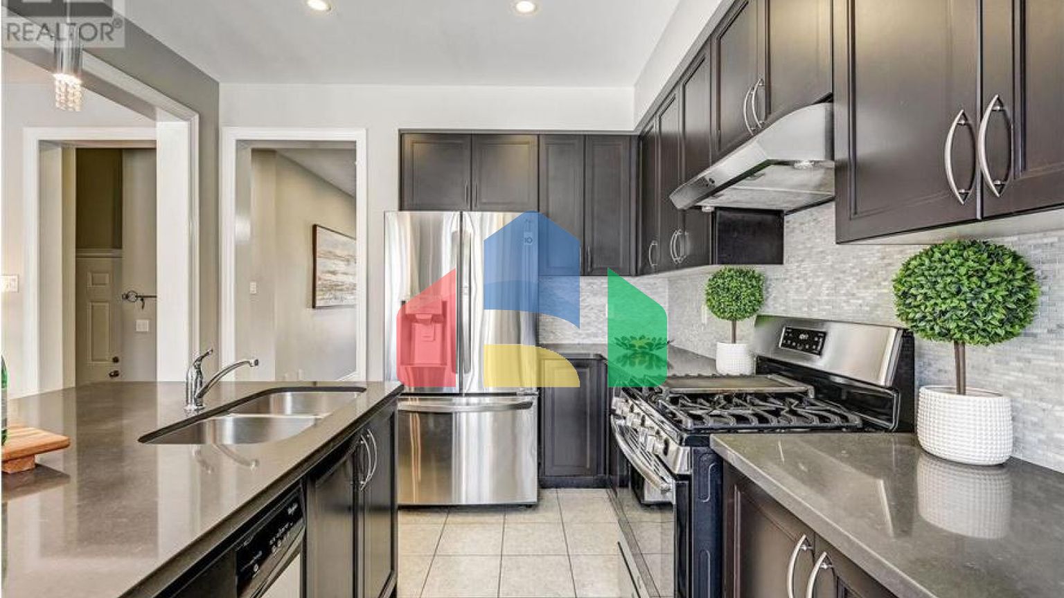 Residential - Single Family Home - Vaughan, Canada - Canada