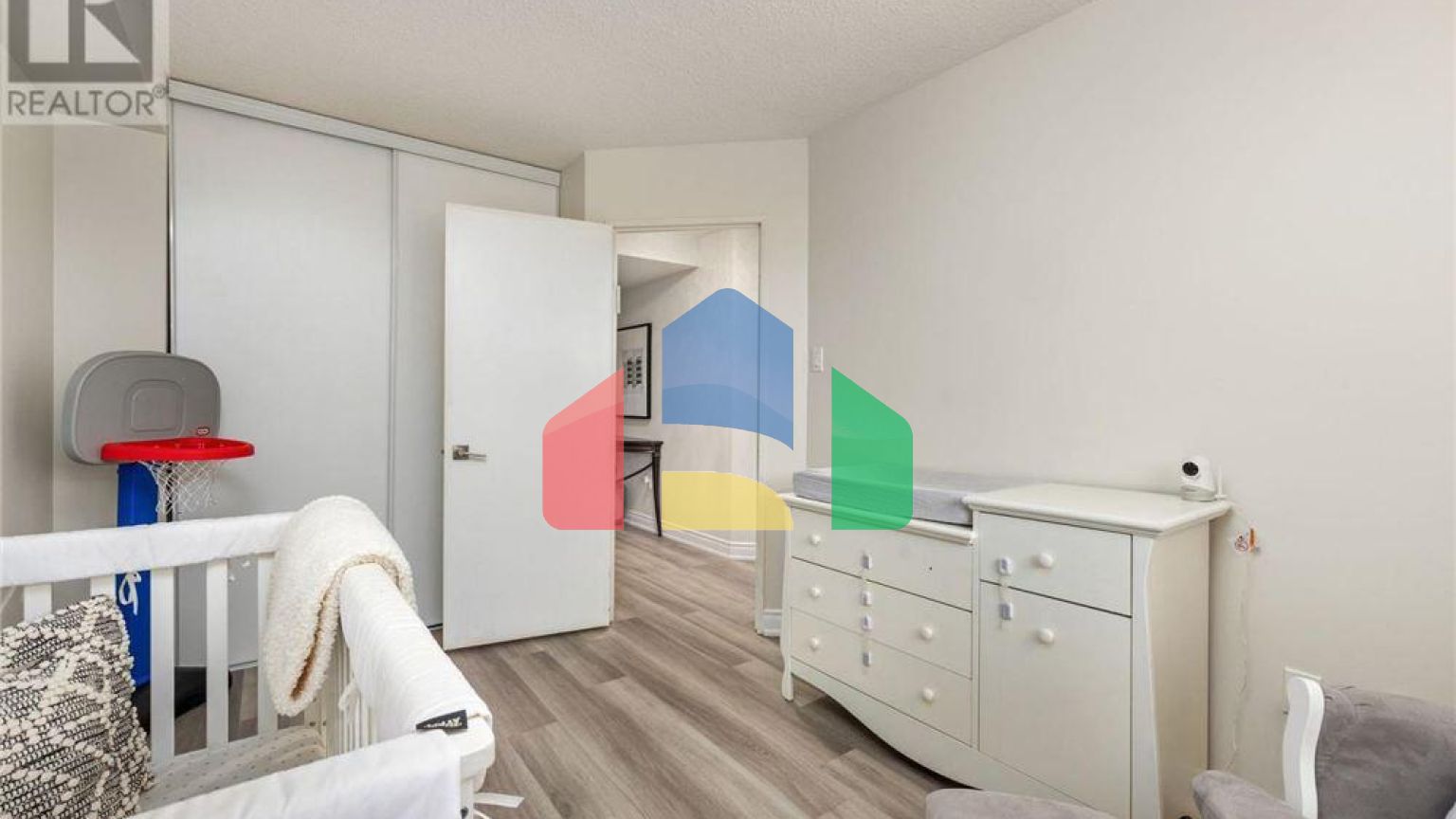 Residential - Single Family Home - Vaughan, Canada - Canada