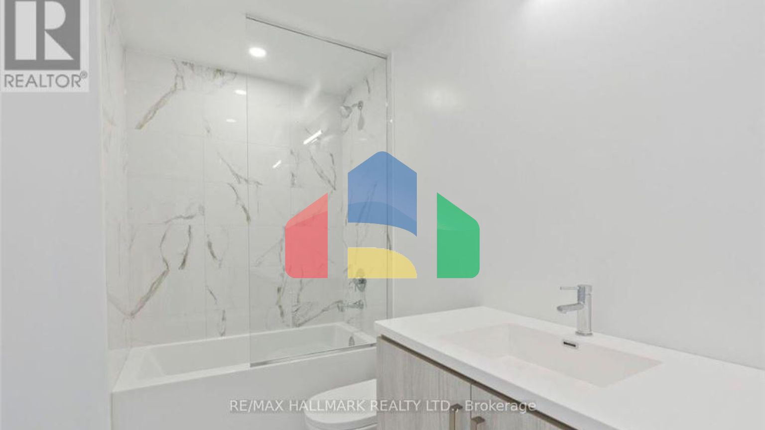 Residential - Single Family Home - Vaughan, Canada - Canada