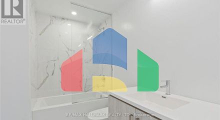 Residential - Single Family Home - Vaughan, Canada - Canada