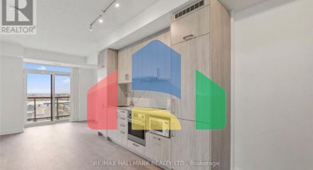 Residential - Single Family Home - Vaughan, Canada - Canada