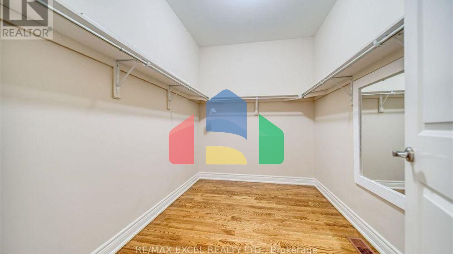 Residential - Single Family Home - Vaughan, Canada - Canada