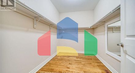 Residential - Single Family Home - Vaughan, Canada - Canada